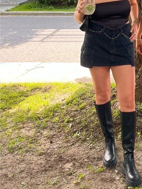 Denim Forum ‘90s Mid-Rise Cargo Mini Skirt🖤